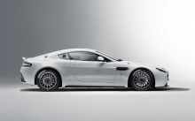      Aston Martin Vantage GT4